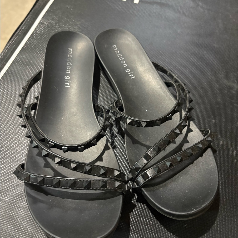 Madden Girl Black Pyramid-Stud Slide Sandals